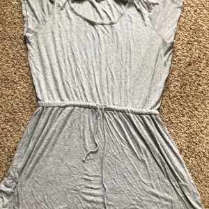 Olive & Oak gray ribbed tunic with tie waist